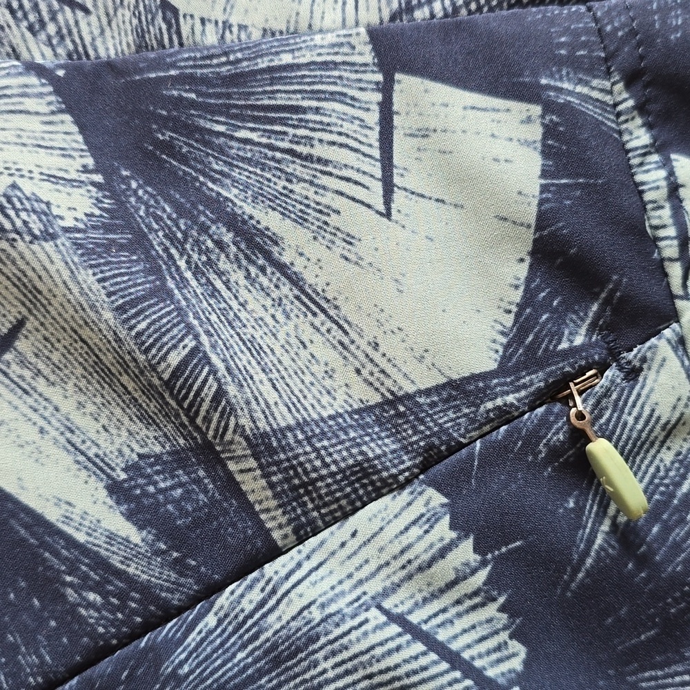 Kyodan Outdoor Tropical Blue and Green Dress - Picture 8 of 10
